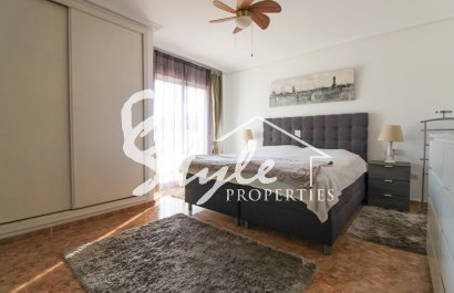 Resale - Villa - Cabo Roig