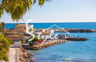 Resale - Villa - Cabo Roig