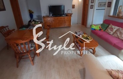 Купить двухуровневый дом рядом с морем в жилом комплексе 