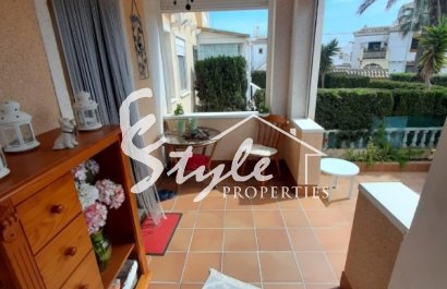 Купить двухуровневый дом рядом с морем в жилом комплексе 