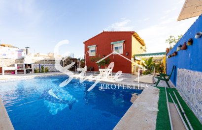 Resale - Villa - Punta Prima