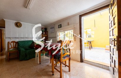 Resale - Villa - Punta Prima