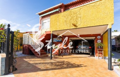 Resale - Villa - Punta Prima