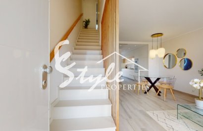 Продается новый таунхаус в Пилар де ла Орадада, Коста Бланка, Испания. ON1872