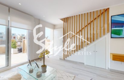 Продается новый таунхаус в Пилар де ла Орадада, Коста Бланка, Испания. ON1872