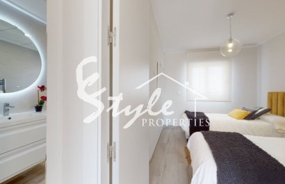 Продается новый таунхаус в Пилар де ла Орадада, Коста Бланка, Испания. ON1872