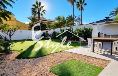 Resale - Villa - Playa Flamenca