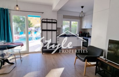 Resale - Villa - Playa Flamenca