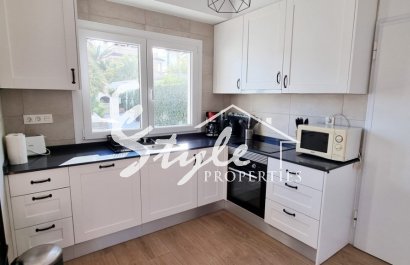 Resale - Villa - Playa Flamenca