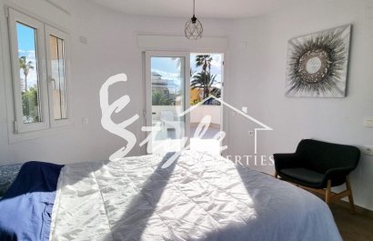 Resale - Villa - Playa Flamenca