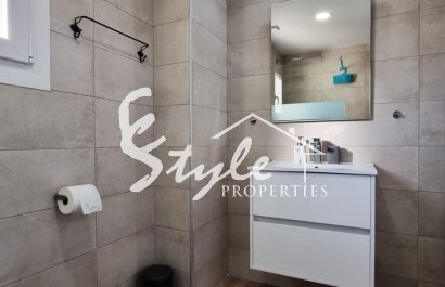 Resale - Villa - Playa Flamenca