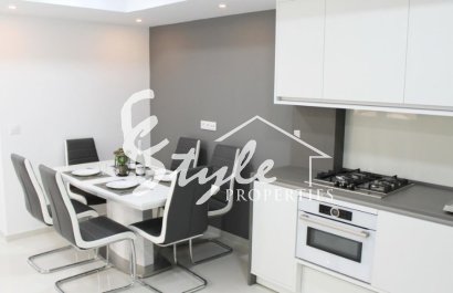 For sale totally refurbished apartment with sea view in Torrevieja, Costa Blanca, Spain. ID1925