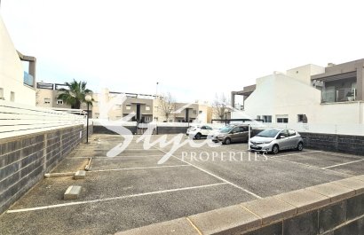 Resale - Townhouse - Torrevieja