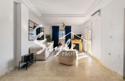 Reventa - Villa - Villamartin