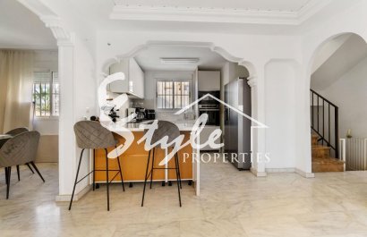 Reventa - Villa - Villamartin