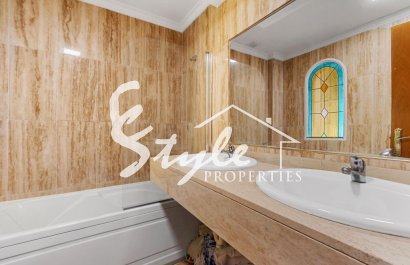 Reventa - Villa - Villamartin