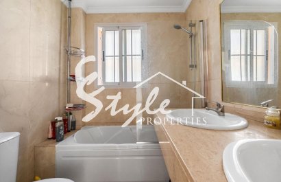 Reventa - Villa - Villamartin