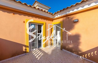Reventa - Villa - Villamartin