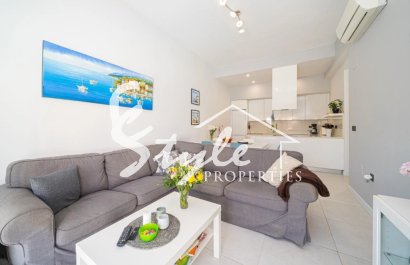 Купить виллу рядом с морем в Ломас де Кабо Роиг, Ориуэла Коста на Коста Бланке. ID 6307