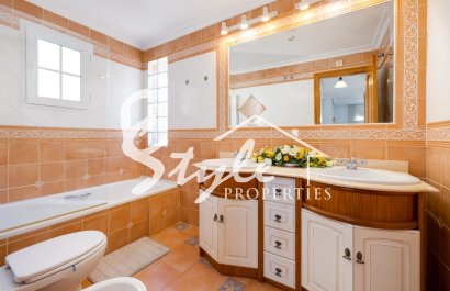 Вторичное жилье - Вилла - Ориуэла Коста  - Ла Зения