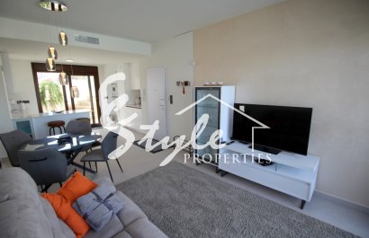 Купить бунгало на верхнем этаже в жилом комплексе BALCONES DE AMAY, Лос Балконес - Торревьеха. ID 6313