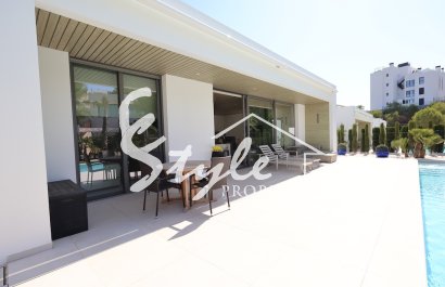 Resale - Villa - Las Colinas - Las Colinas Golf