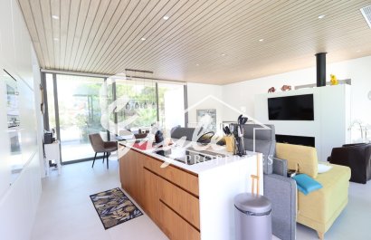 Resale - Villa - Las Colinas - Las Colinas Golf