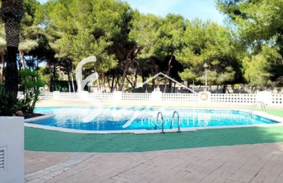 Resale - Apartment - Dehesa de Campoamor