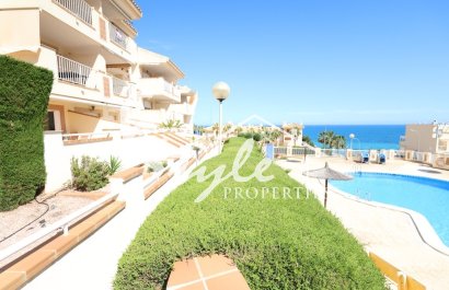 Купить квартиру с видом на море и парк в Кампоамор, на Коста Бланке. ID 6323