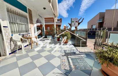 Купить шале на море в La Mata, Torrevieja на Коста Бланке в 150 метрах от пляжа Ла Мата. ID 6318