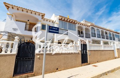 For sale charming townhouse with parking in La Cinuelica, Punta Prima, Orihuela Costa. ID1970