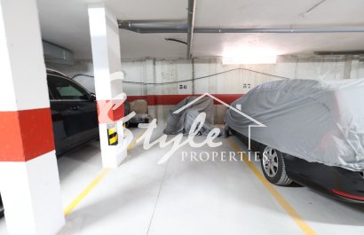 Comprar apartamento con piscina cerca del mar y playas en Amanecer III, Orihuela Costa. ID: 6327