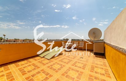 For sale top floor apartment with private garden in La Cinuelica, Punta Prima, Orihuela Costa. ID1940