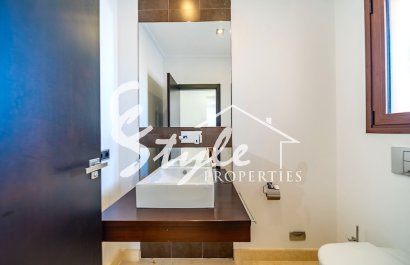 Resale - Villa - Cabo Roig