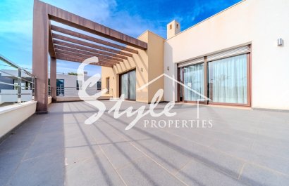 Resale - Villa - Cabo Roig