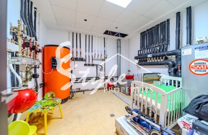 Resale - Villa - Cabo Roig