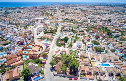 Продается земля в Лос Балконес Торревьеха Коста Бланка. ID016