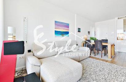 Современная квартира на продажу в Вилламартине, Ориуэла Коста , Коста Бланка, Испания. ID2854