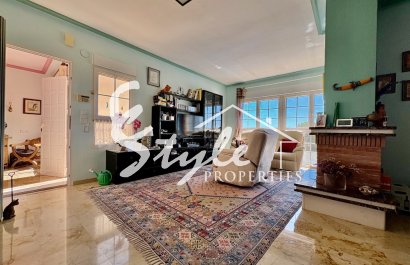 Resale - Villa - Villamartin