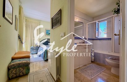 Resale - Villa - Villamartin