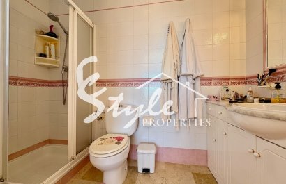 Resale - Villa - Villamartin