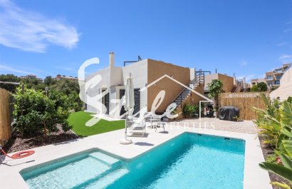 Se vende villa en La Zenia, Orihuela costa , Costa Blanca. ID2844