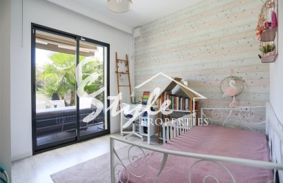 Reventa - Villa - La Zenia