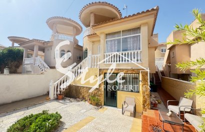 продается дом 4 спальни в El GalanВилламартин, Коста Бланка, Испания.ID1938