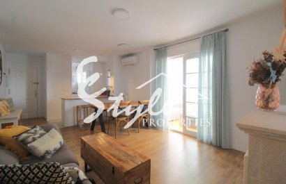 Buy apartment in Torrevieja, Costa Blanca, 200 meters from the beach. ID: ST-6346