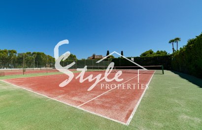 Вторичное жилье - Вилла - Кампоамор