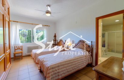 Вторичное жилье - Вилла - Кампоамор