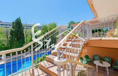 Вторичное жилье - Вилла - Кампоамор