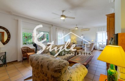 Вторичное жилье - Вилла - Кампоамор