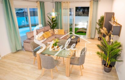 For sale last detached villa in front of La Marquesa golf camp in Cuidad Quesada, Costa Blanca, Spain. ID ON2100